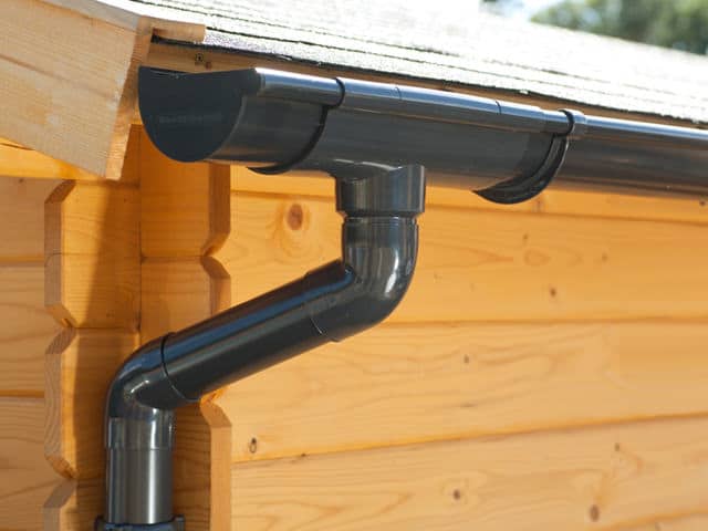 PVC Dachrinnen für Satteldach bis 4,5 m PVC Dachrinnen für Satteldach bis 4,5 m